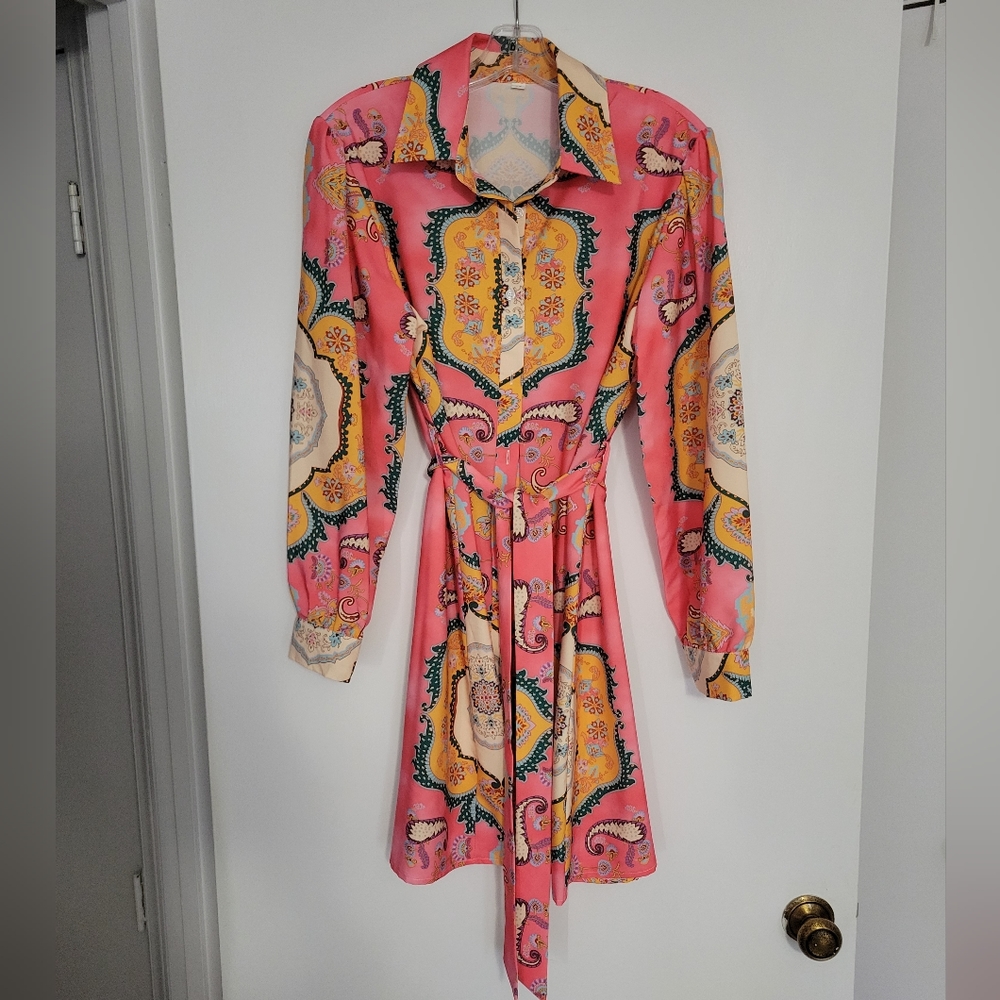 Pink Paisley pattern dress size M